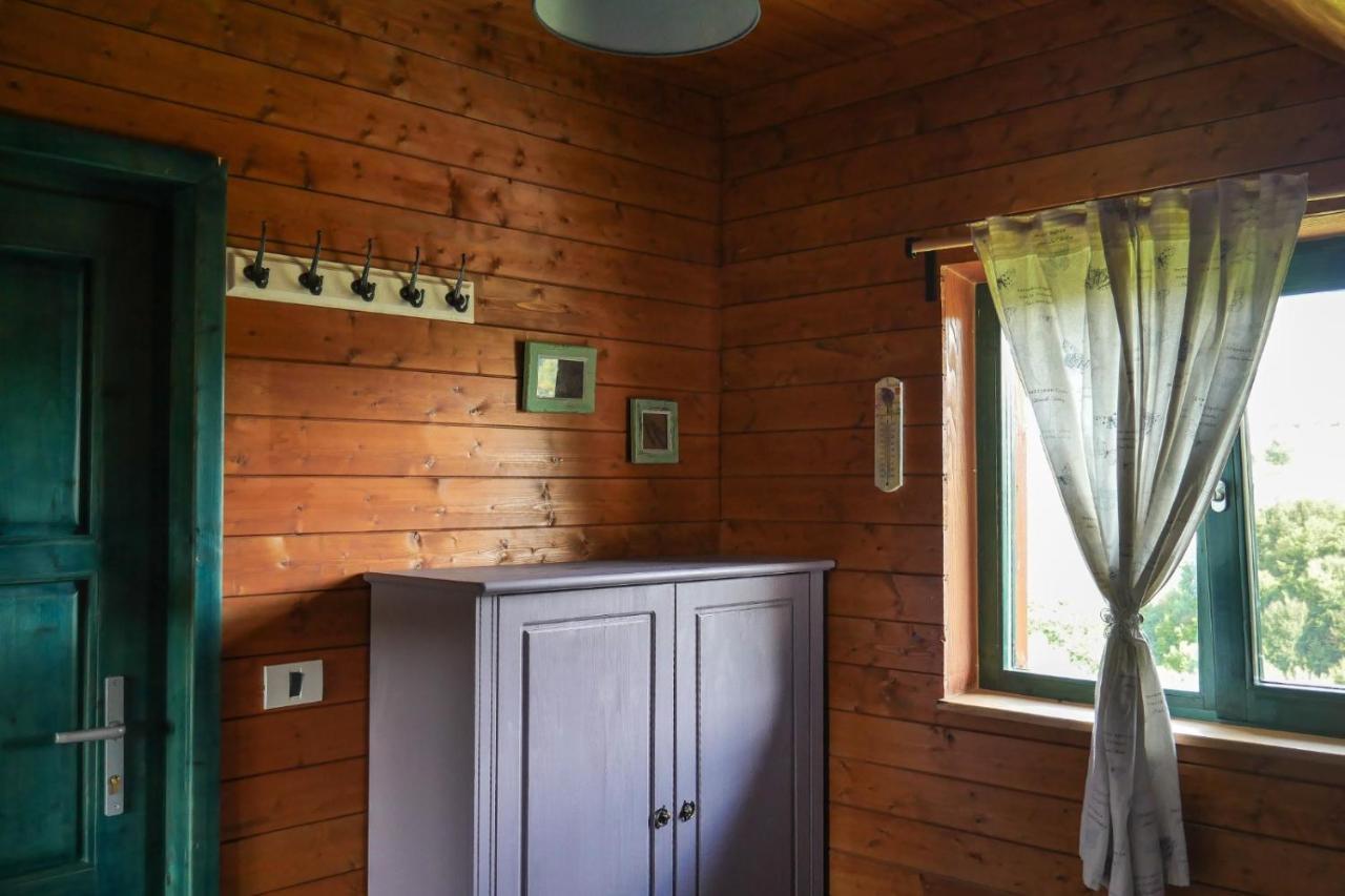 Rose Hip Hill Farm Bed and Breakfast Valea Tirnei Εξωτερικό φωτογραφία