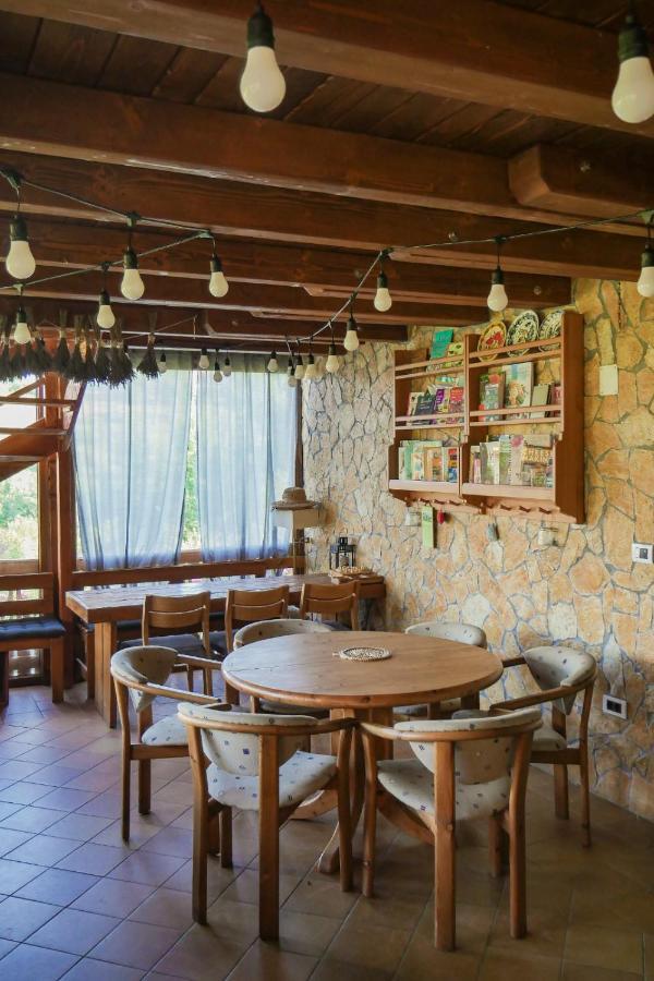Rose Hip Hill Farm Bed and Breakfast Valea Tirnei Εξωτερικό φωτογραφία