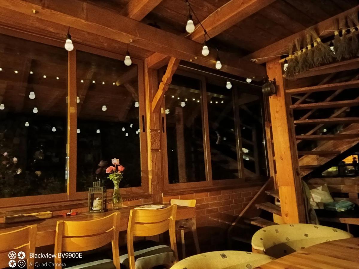 Rose Hip Hill Farm Bed and Breakfast Valea Tirnei Εξωτερικό φωτογραφία